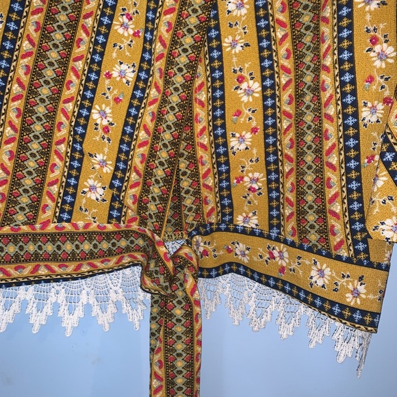 Host pick 🌱 Temt boho crop top - Picture 6 of 7